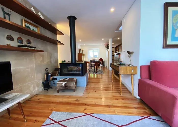 Casa Das Boganvilias - Moradia Com Jardim